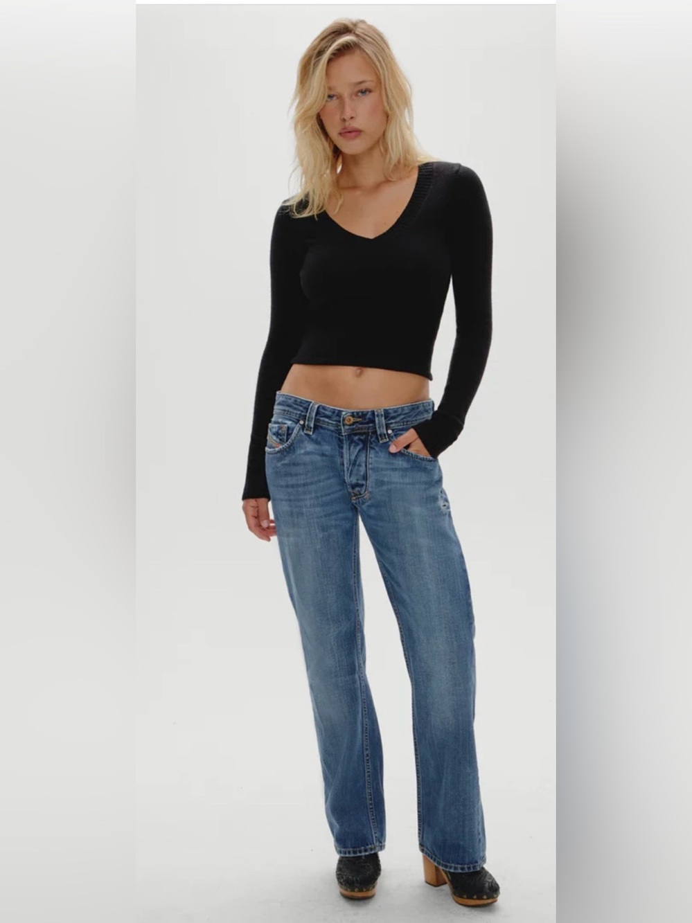 Frankie's Bikinis Kit V Neck Knit Sweater In Ocean Avenue - Picture 11 of 11